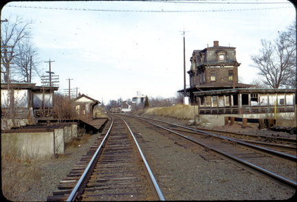Railroad-016 018-1973-ph-Penn RR Station Passenger Shed-PnRR-DD 230322 164